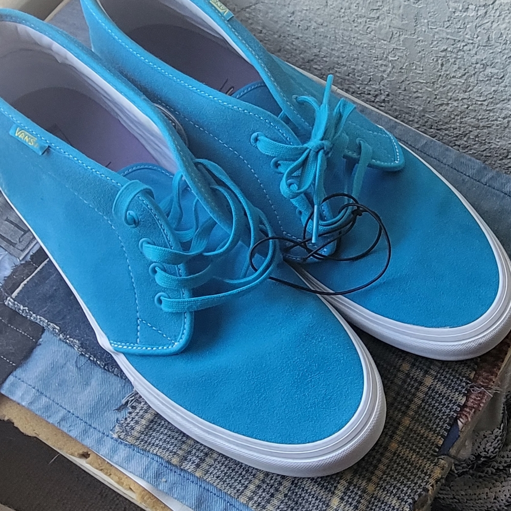 Unreleased Chuckka pro the Simpson's Bart men's skate shoe size 13.
